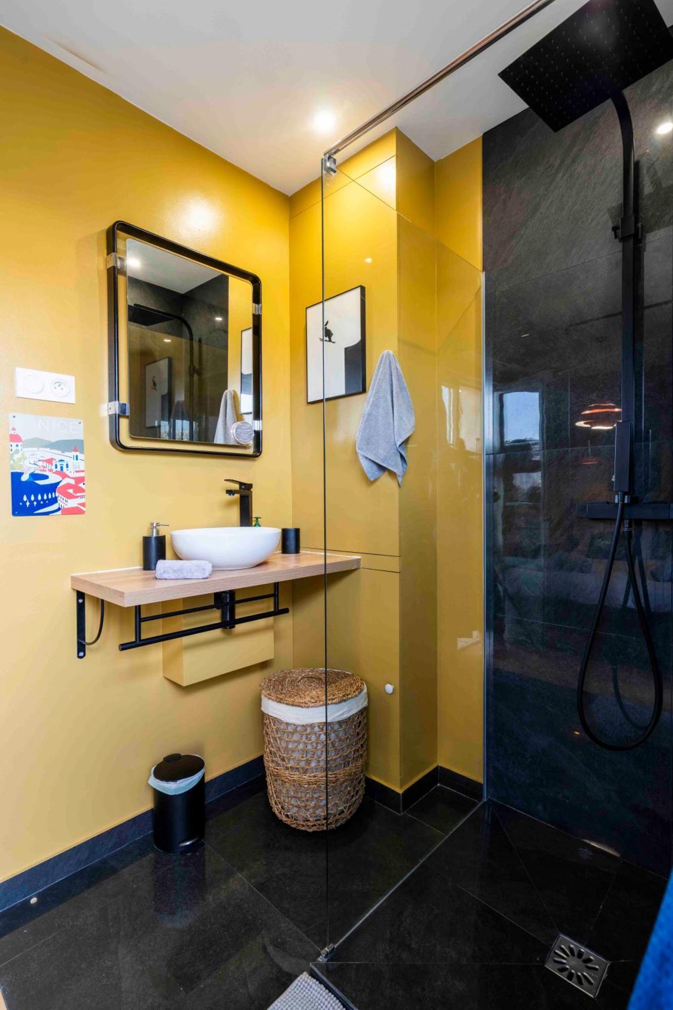 2 Chambres, Balcons, Vue Imprenable, Climatisation - Palace Bleu Leilighet